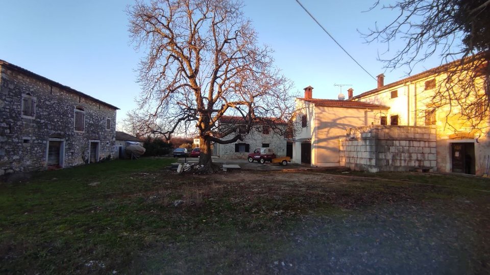 MJEŠOVITO GRAĐEVINSKO ZEMLJIŠTE