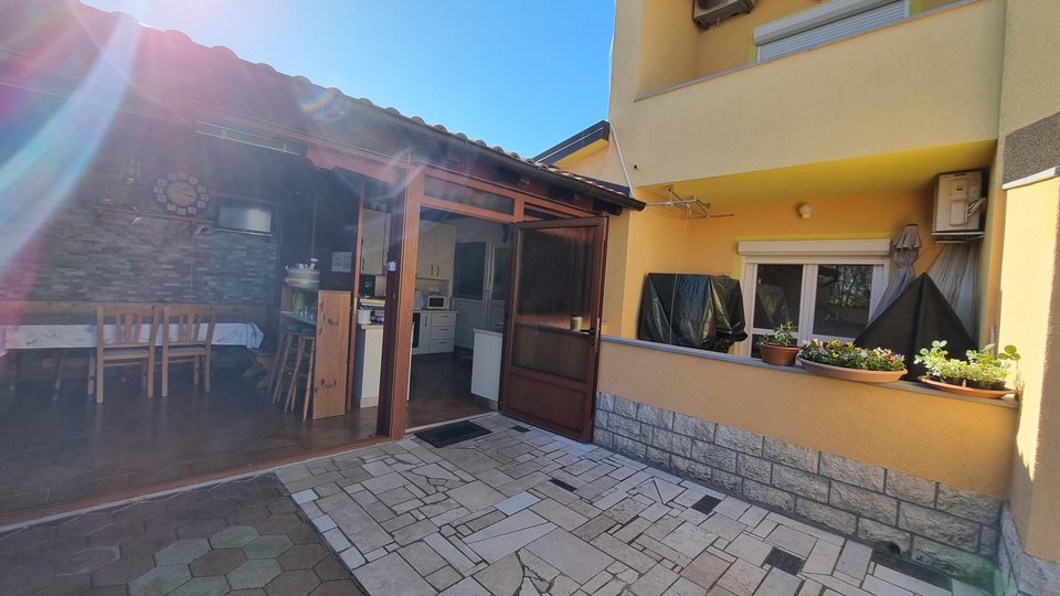 Kuća, 280 m2, Prodaja, Poreč